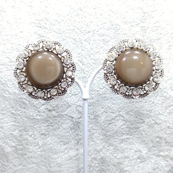 1950s Lucite Moonglow Clip Earrings Floral Rhinestone Large Vintage Jewelry - Picture 5 of 10